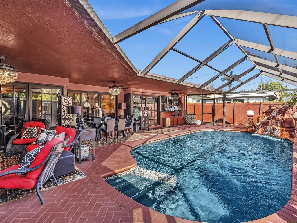 2116 NE 62nd Street Fort Lauderdale FL 33308