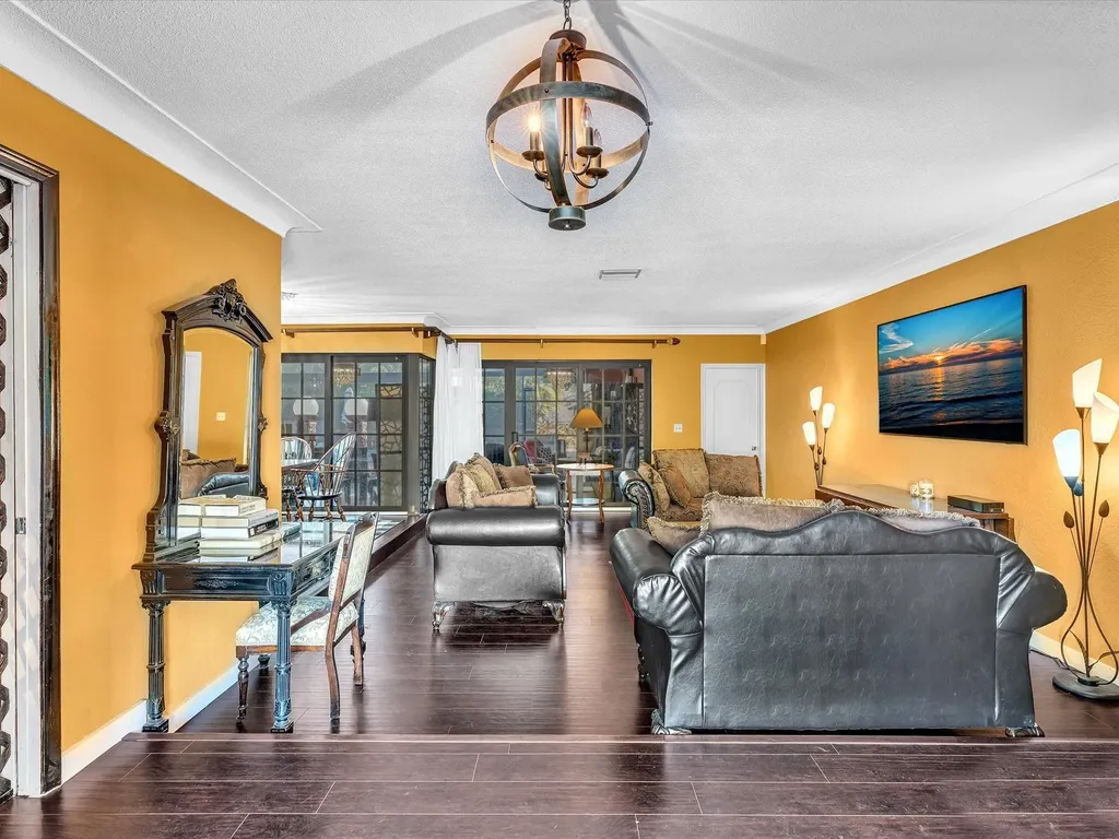 2116 NE 62nd Street Fort Lauderdale FL 33308