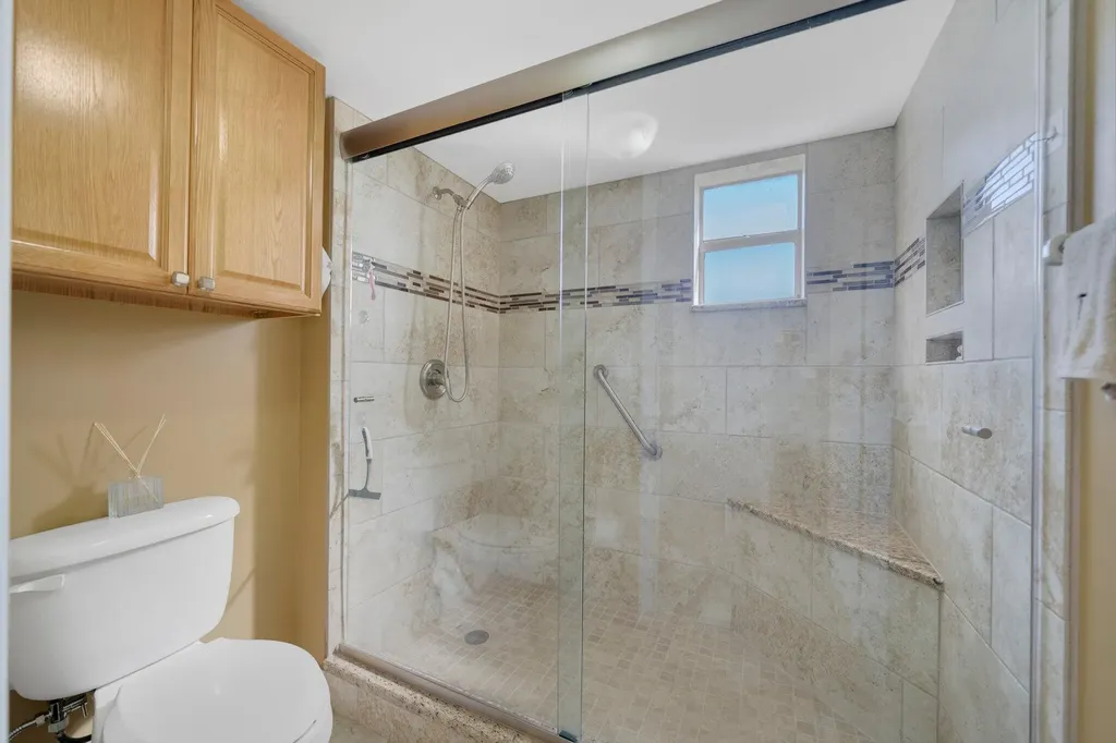 6698 10th Avenue N Lake Worth FL 33467