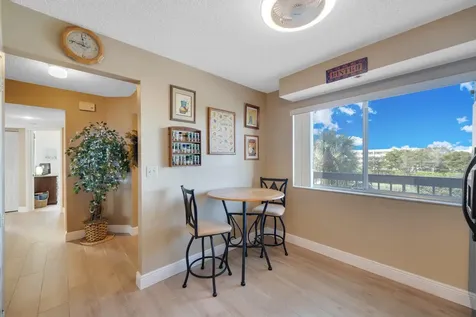 6698 10th Avenue N Lake Worth FL 33467