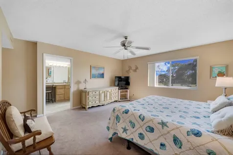 6698 10th Avenue N Lake Worth FL 33467