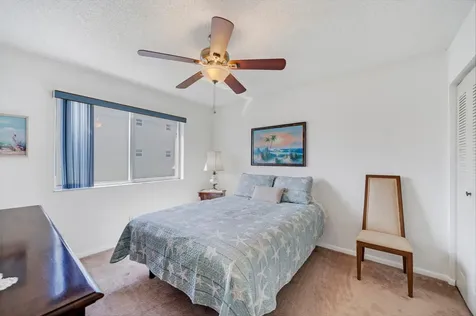 6698 10th Avenue N Lake Worth FL 33467