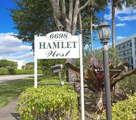 6698 10th Avenue N Lake Worth FL 33467