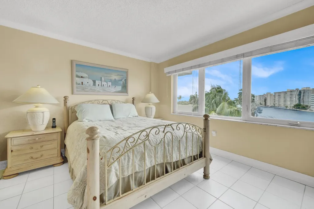 140 NE 28th Avenue Pompano Beach FL 33062