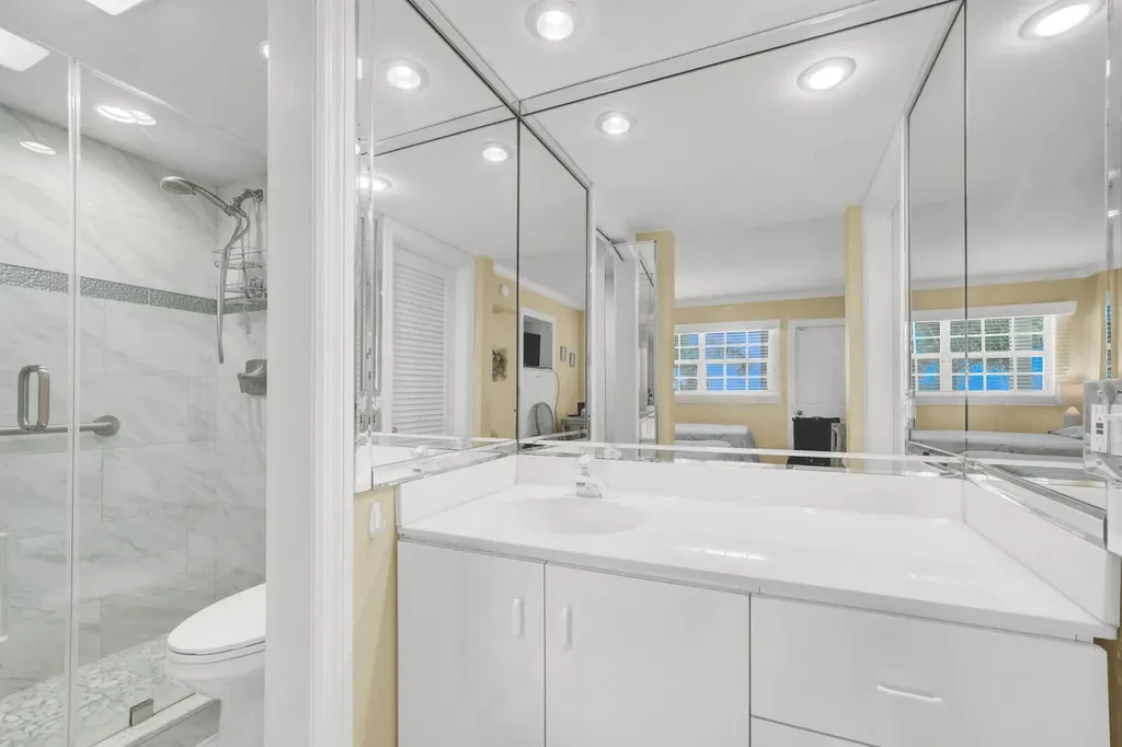 140 NE 28th Avenue Pompano Beach FL 33062