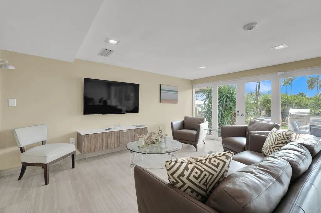 140 NE 28th Avenue Pompano Beach FL 33062