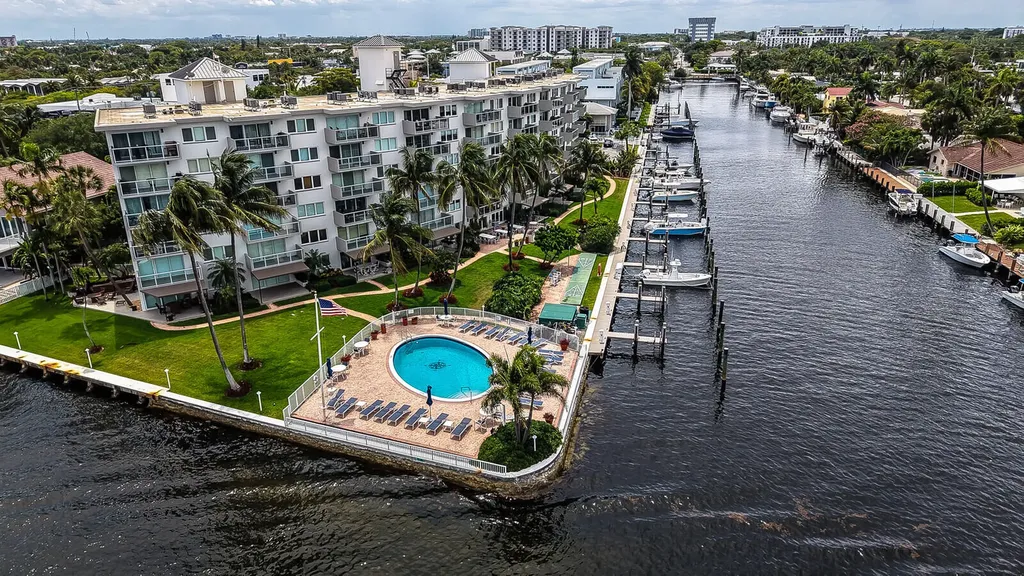 140 NE 28th Avenue Pompano Beach FL 33062
