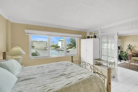 140 NE 28th Avenue Pompano Beach FL 33062