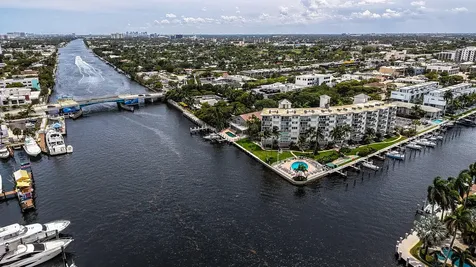 140 NE 28th Avenue Pompano Beach FL 33062