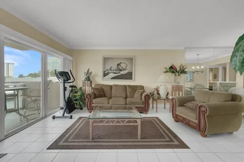 140 NE 28th Avenue Pompano Beach FL 33062