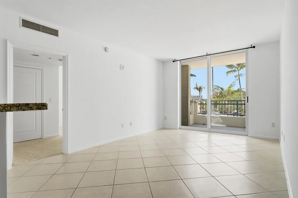 403 S Sapodilla Avenue West Palm Beach FL 33401