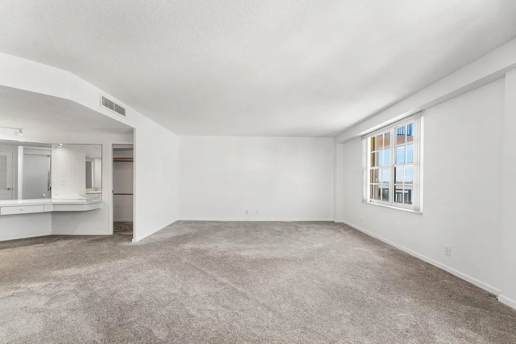 3475 S Ocean Boulevard Palm Beach FL 33480