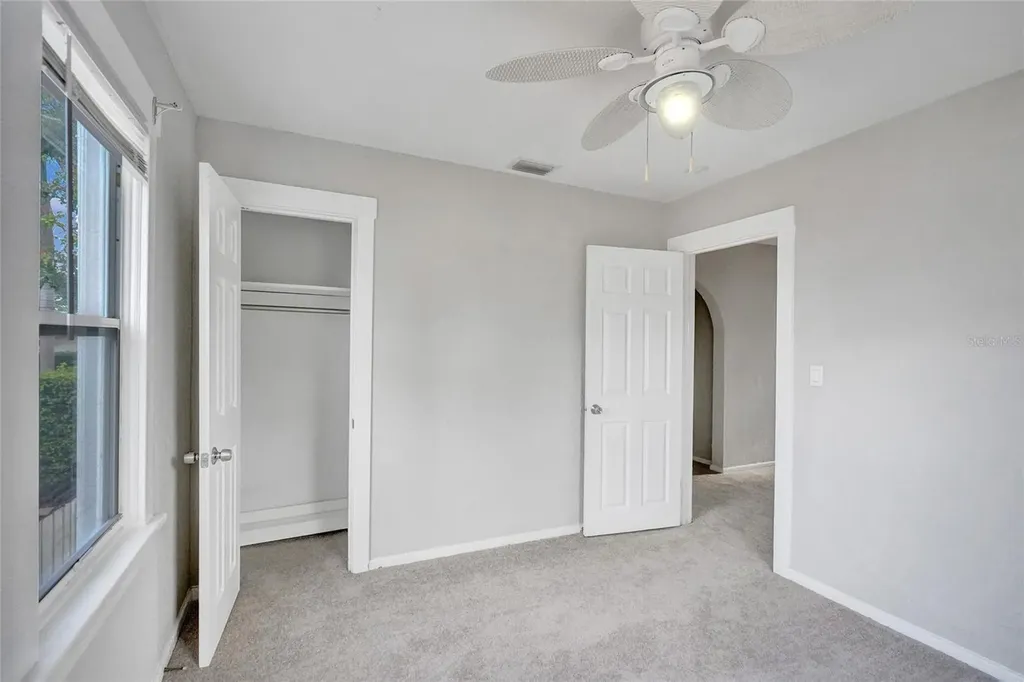 924 Mcintosh Street West Palm Beach FL 33405