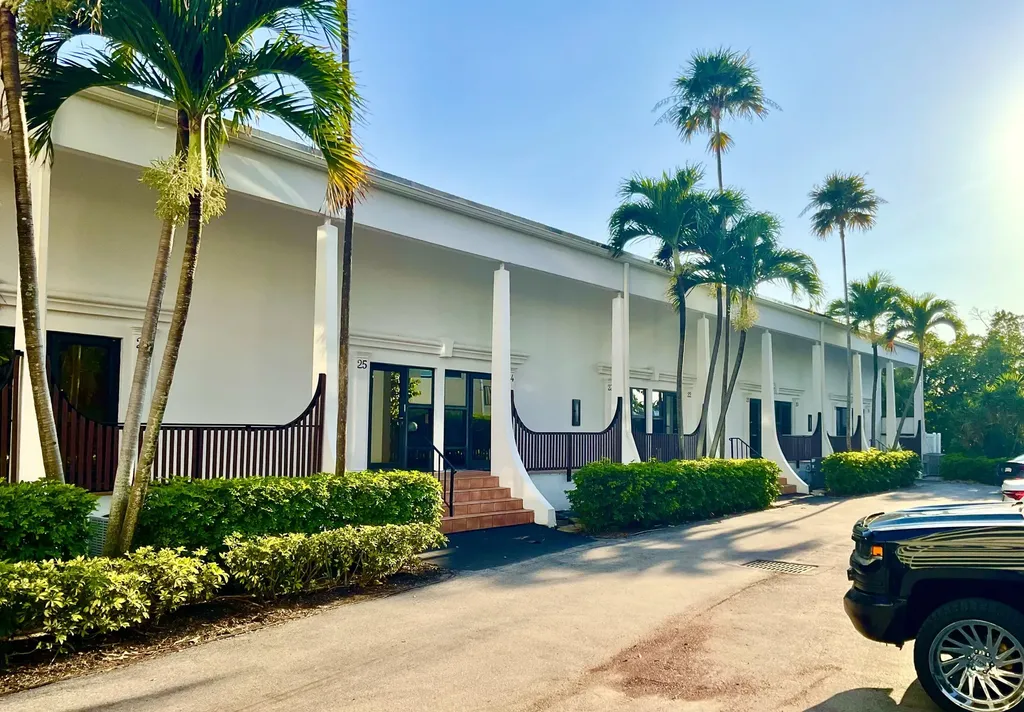 3589 S Ocean Boulevard South Palm Beach FL 33480