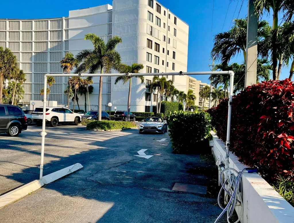 3589 S Ocean Boulevard South Palm Beach FL 33480