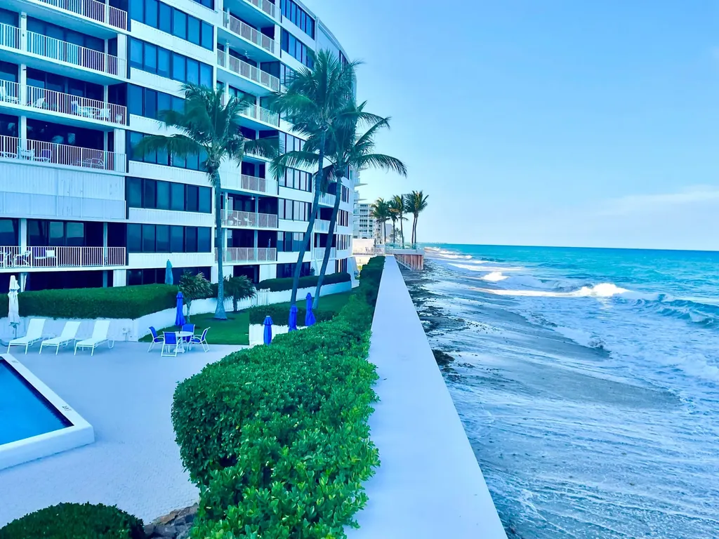 3589 S Ocean Boulevard South Palm Beach FL 33480