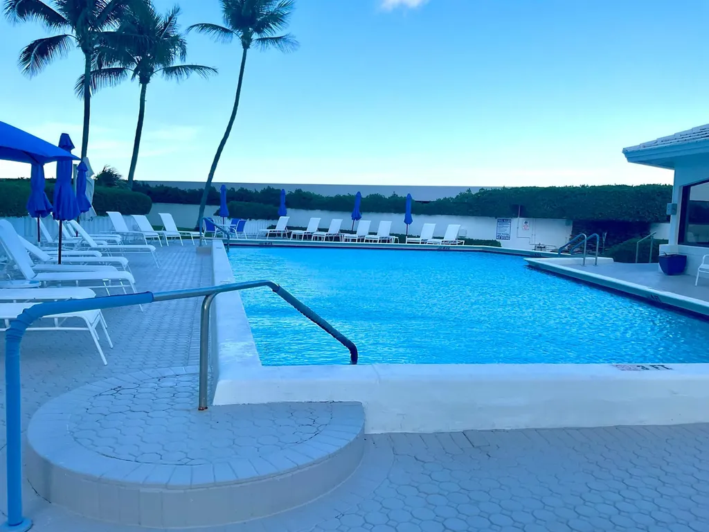 3589 S Ocean Boulevard South Palm Beach FL 33480