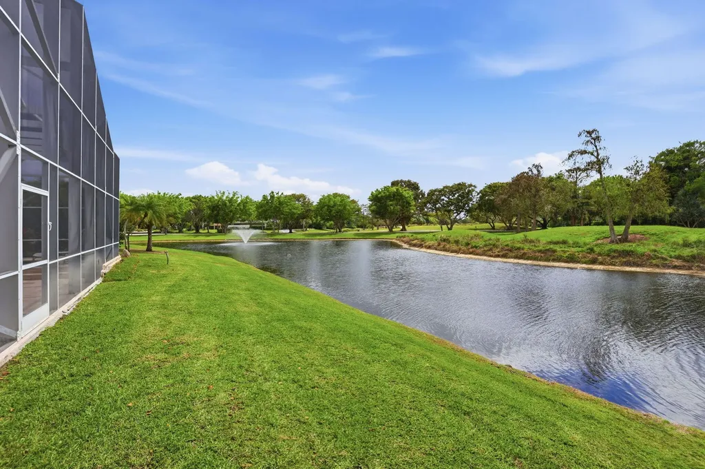 11180 Isle Brook Court Wellington FL 33414