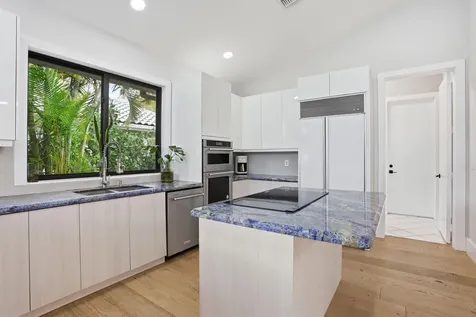 11180 Isle Brook Court Wellington FL 33414
