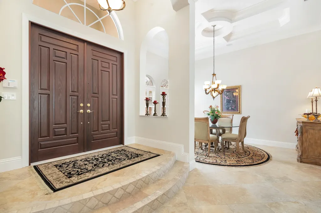 594 N Country Club Drive Atlantis FL 33462