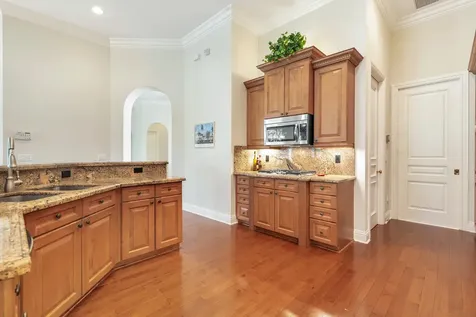 594 N Country Club Drive Atlantis FL 33462