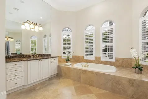 594 N Country Club Drive Atlantis FL 33462