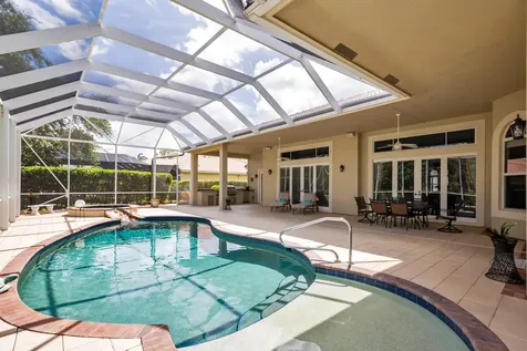 594 N Country Club Drive Atlantis FL 33462