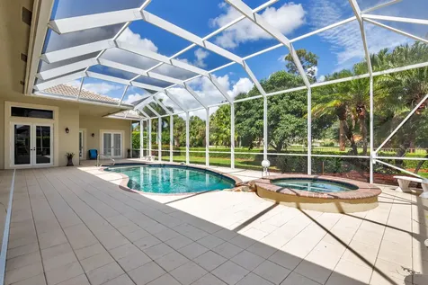 594 N Country Club Drive Atlantis FL 33462