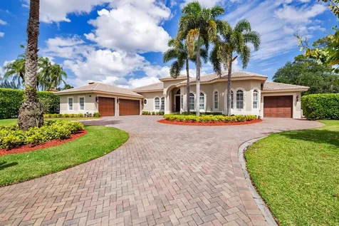 594 N Country Club Drive Atlantis FL 33462