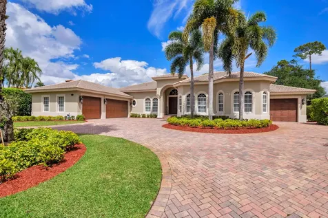 594 N Country Club Drive Atlantis FL 33462