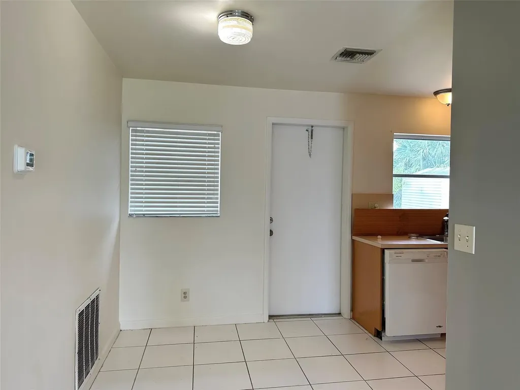 2881 NW 24th Court Fort Lauderdale FL 33311