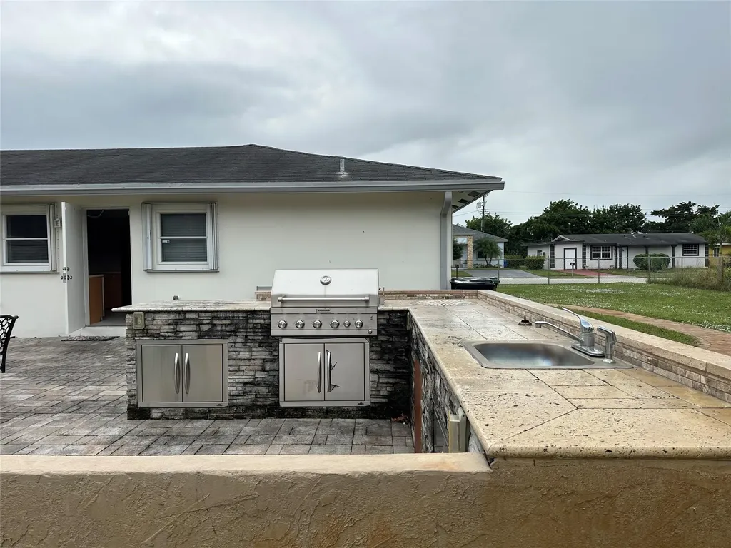 2881 NW 24th Court Fort Lauderdale FL 33311