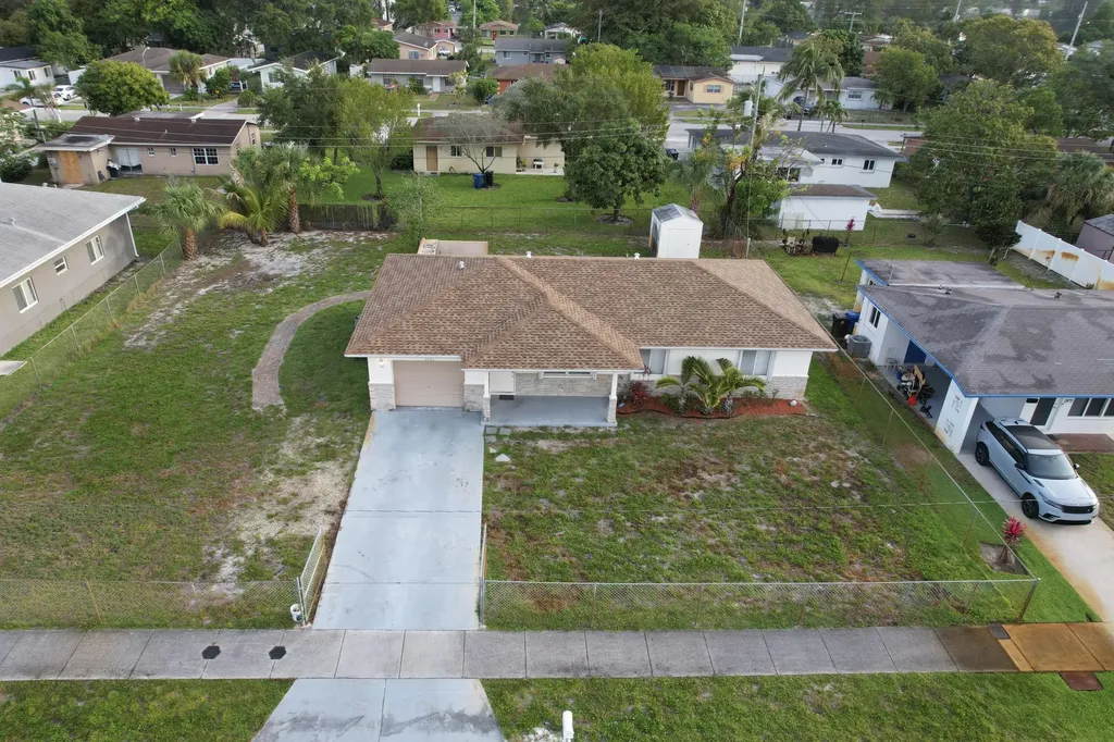 2881 NW 24th Court Fort Lauderdale FL 33311