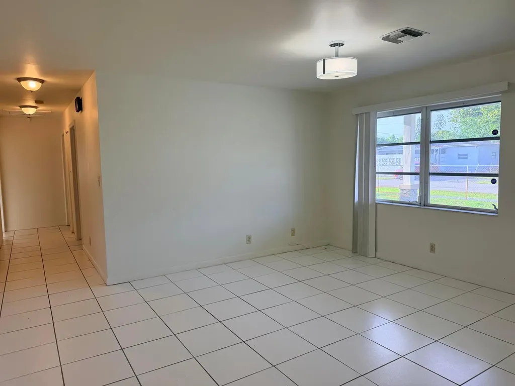 2881 NW 24th Court Fort Lauderdale FL 33311
