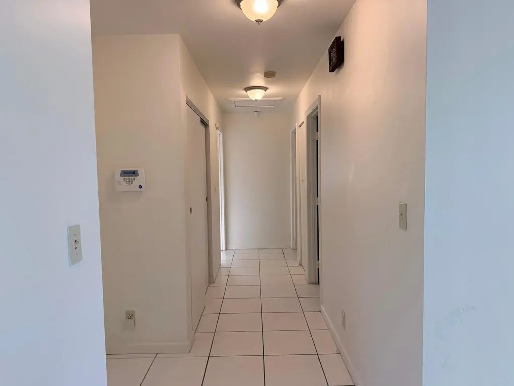 2881 NW 24th Court Fort Lauderdale FL 33311