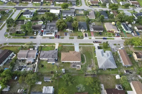 2881 NW 24th Court Fort Lauderdale FL 33311