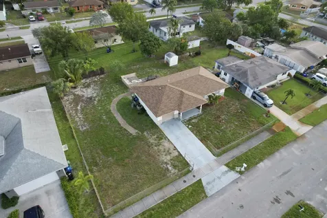 2881 NW 24th Court Fort Lauderdale FL 33311