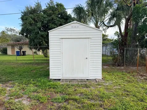 2881 NW 24th Court Fort Lauderdale FL 33311