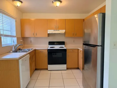 2881 NW 24th Court Fort Lauderdale FL 33311