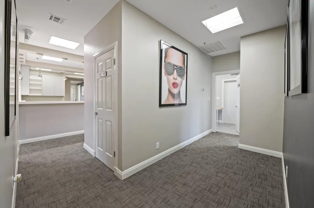 1501 Presidential Way West Palm Beach FL 33401