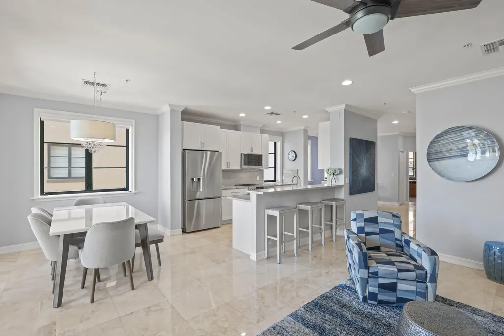 920 Via Villagio Hypoluxo FL 33462