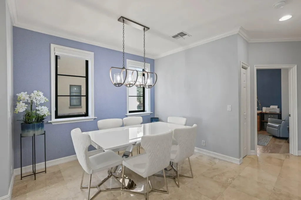 920 Via Villagio Hypoluxo FL 33462