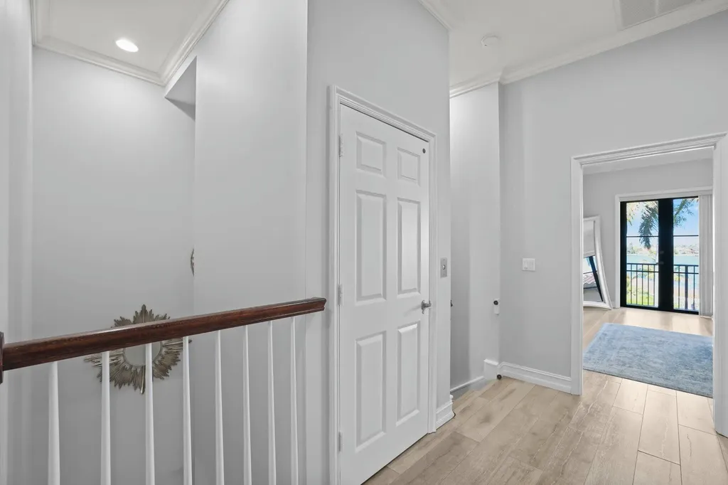 920 Via Villagio Hypoluxo FL 33462