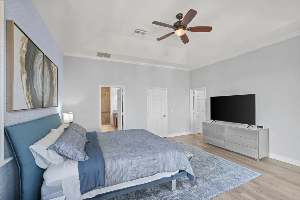 920 Via Villagio Hypoluxo FL 33462