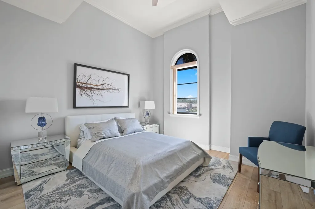 920 Via Villagio Hypoluxo FL 33462
