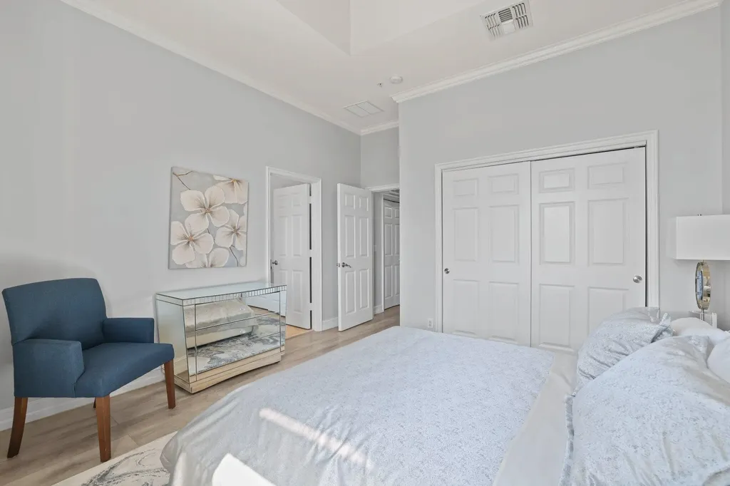 920 Via Villagio Hypoluxo FL 33462