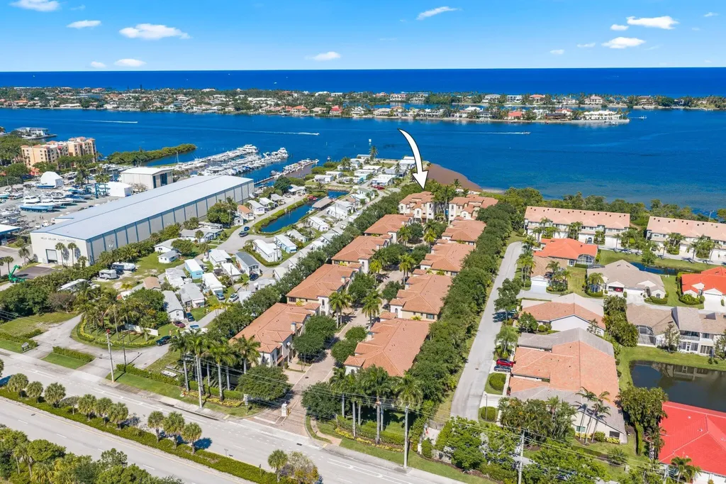 920 Via Villagio Hypoluxo FL 33462