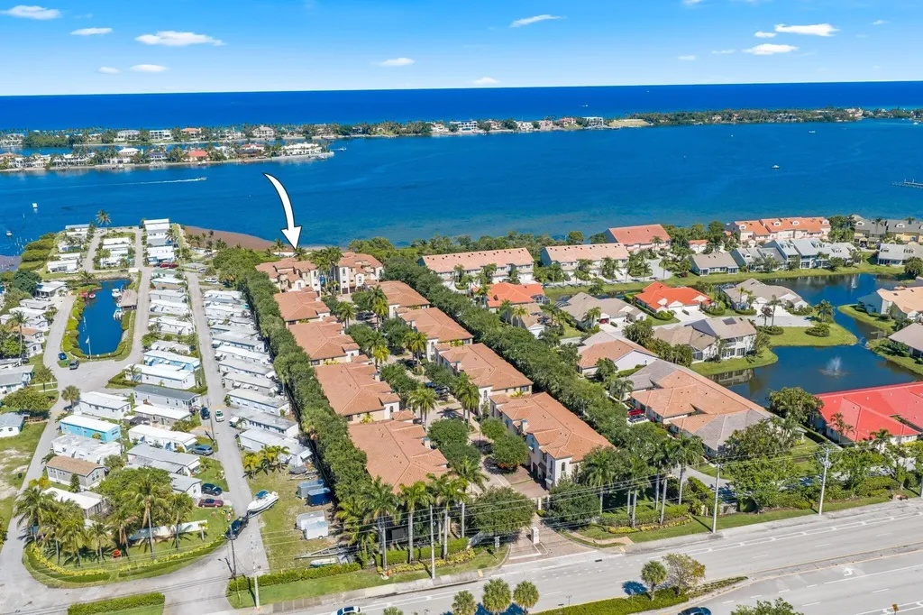 920 Via Villagio Hypoluxo FL 33462