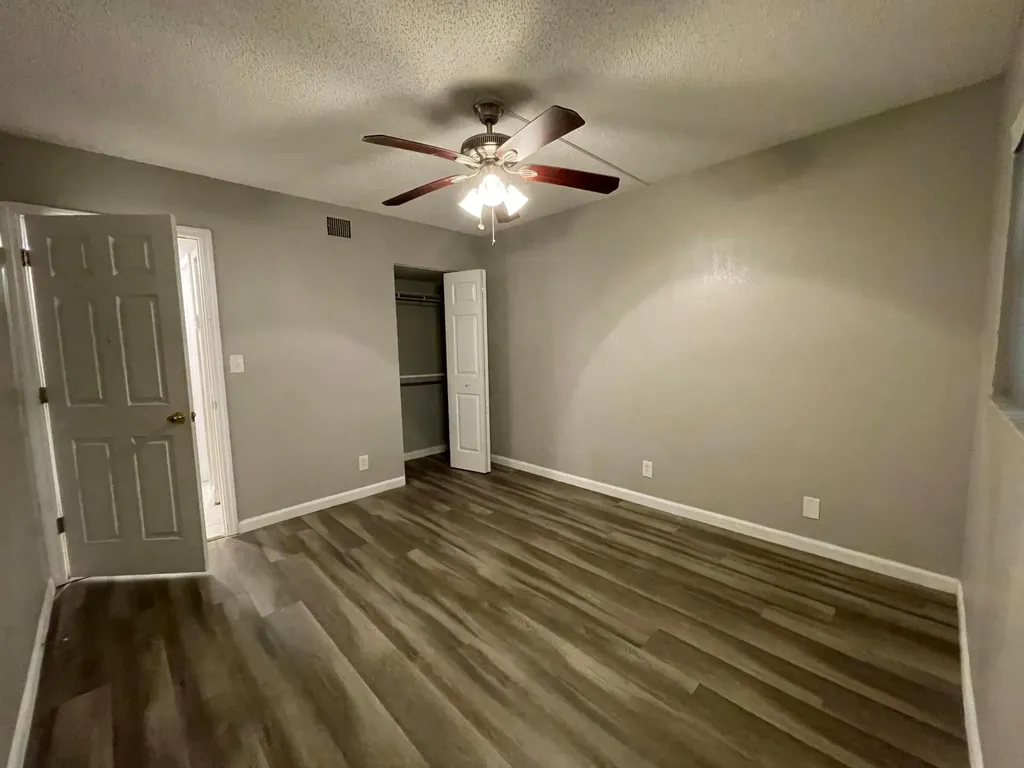 2967 Riverside Drive Coral Springs FL 33065