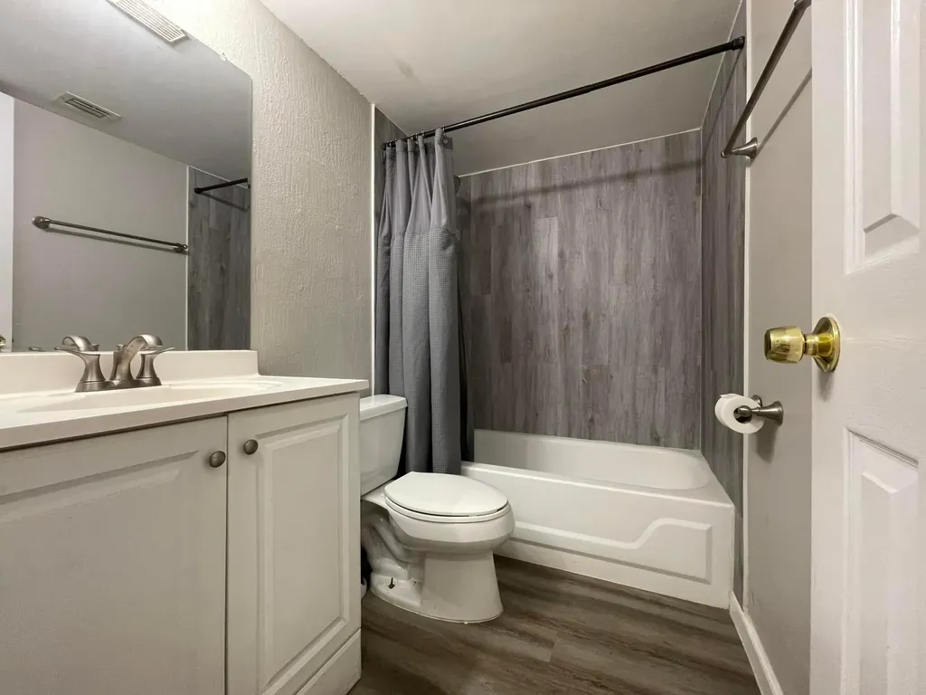 2967 Riverside Drive Coral Springs FL 33065
